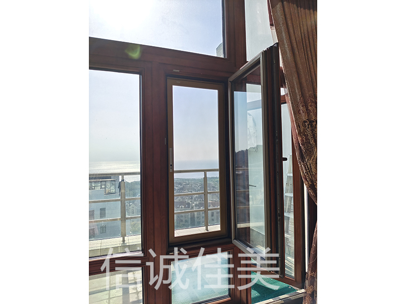 家里很悶不透風(fēng)是否和紗窗有關(guān)系?